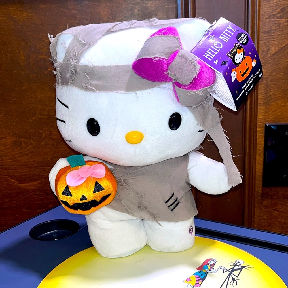 Hello kitty mummy side stepper Halloween